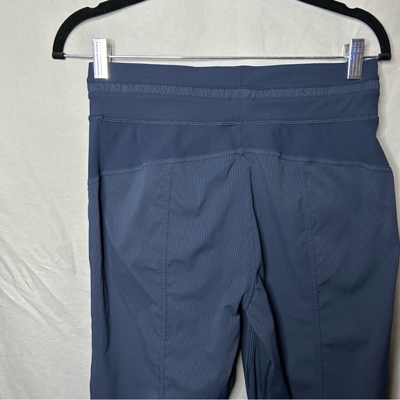 Lululemon Dance Studio Mid Rise Cropped Pant navy size 6 - Picture 7 of 12